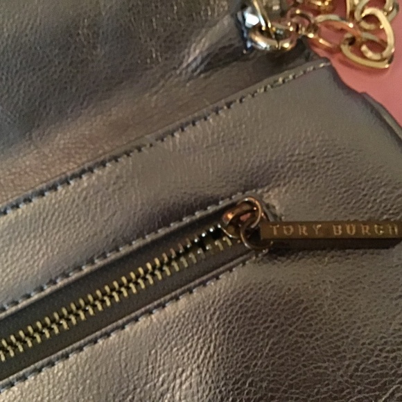 Tory Burch Flap Metallic Leather Clutch Silver - Picture 8 of 9